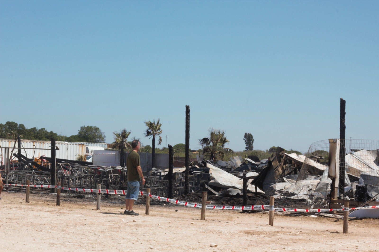 Fotos: Así ha quedado el chiringuito &#039;El Arenal&#039; en El Palmar