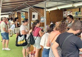 Apuesta unánime por la continuidad de la Feria del Libro de Chiclana tras su primera edición