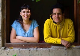 El dúo peruano Alejandro y María Laura presenta su folk indie latino en el último concierto del Castillo de Santa Catalina