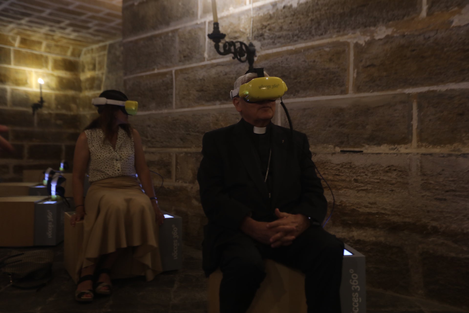 Fotos: gran expectación para la nueva experiencia inmersiva en la Catedral de Cádiz