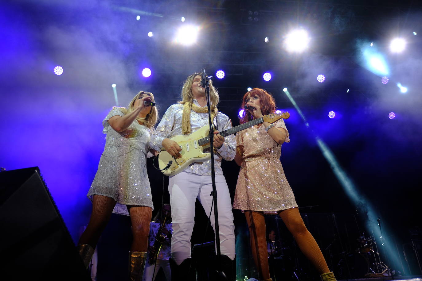 Fotos: Tío Pepe Festival y la bodega Las Copas acogen los grandes éxitos de ABBA