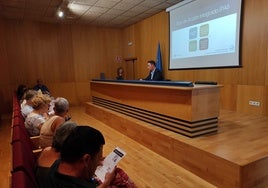 El Ayuntamiento traslada a las asociaciones de vecinos las líneas básicas de la Agenda 2030 Cádiz