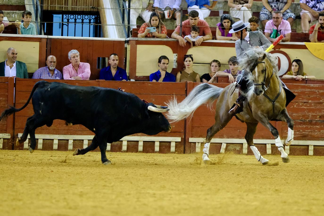 Oreja para Cartagena y Ventura ante un encastado encierro de Guiomar Cortés de Moura en El Puerto