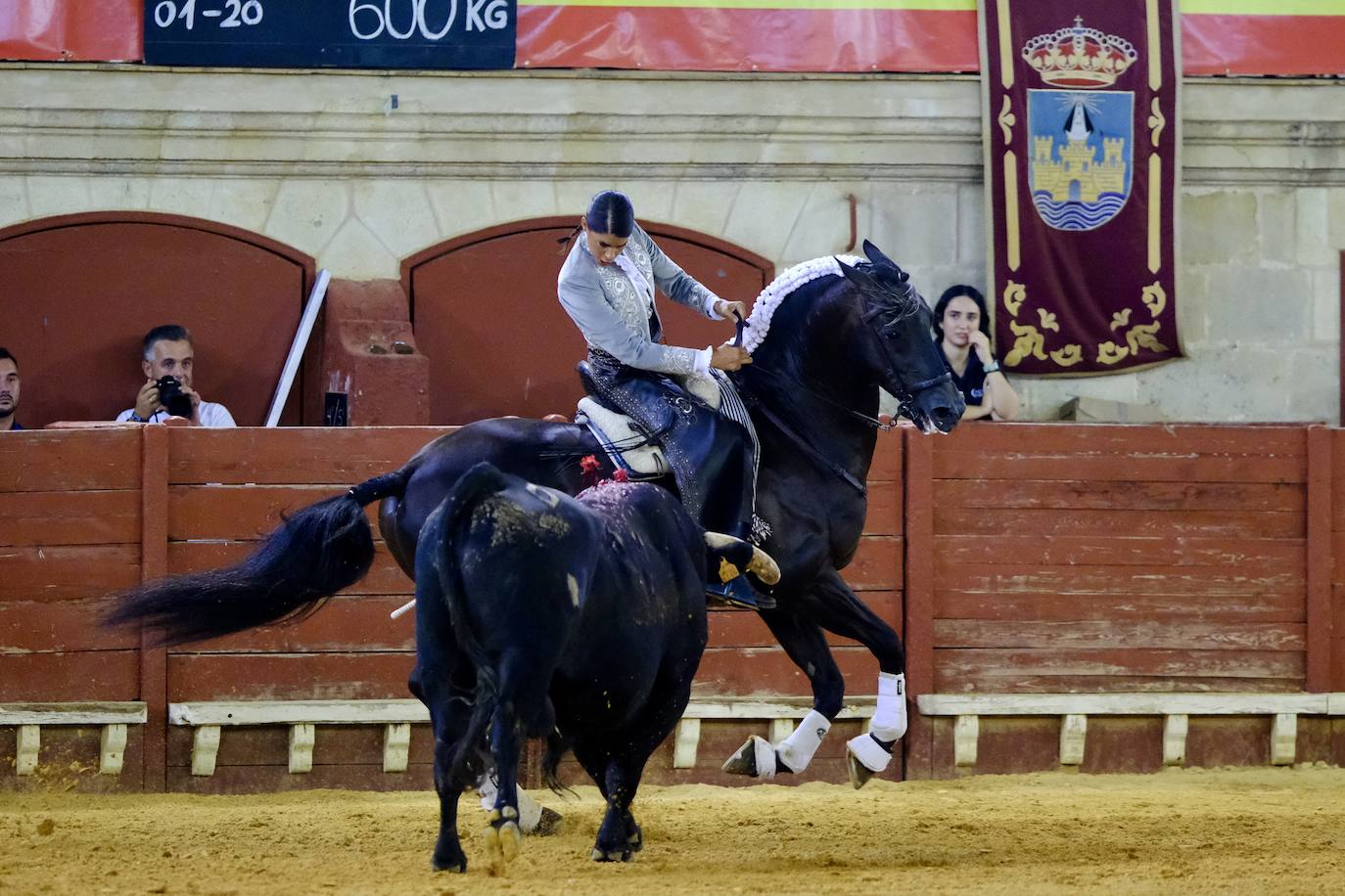 Oreja para Cartagena y Ventura ante un encastado encierro de Guiomar Cortés de Moura en El Puerto