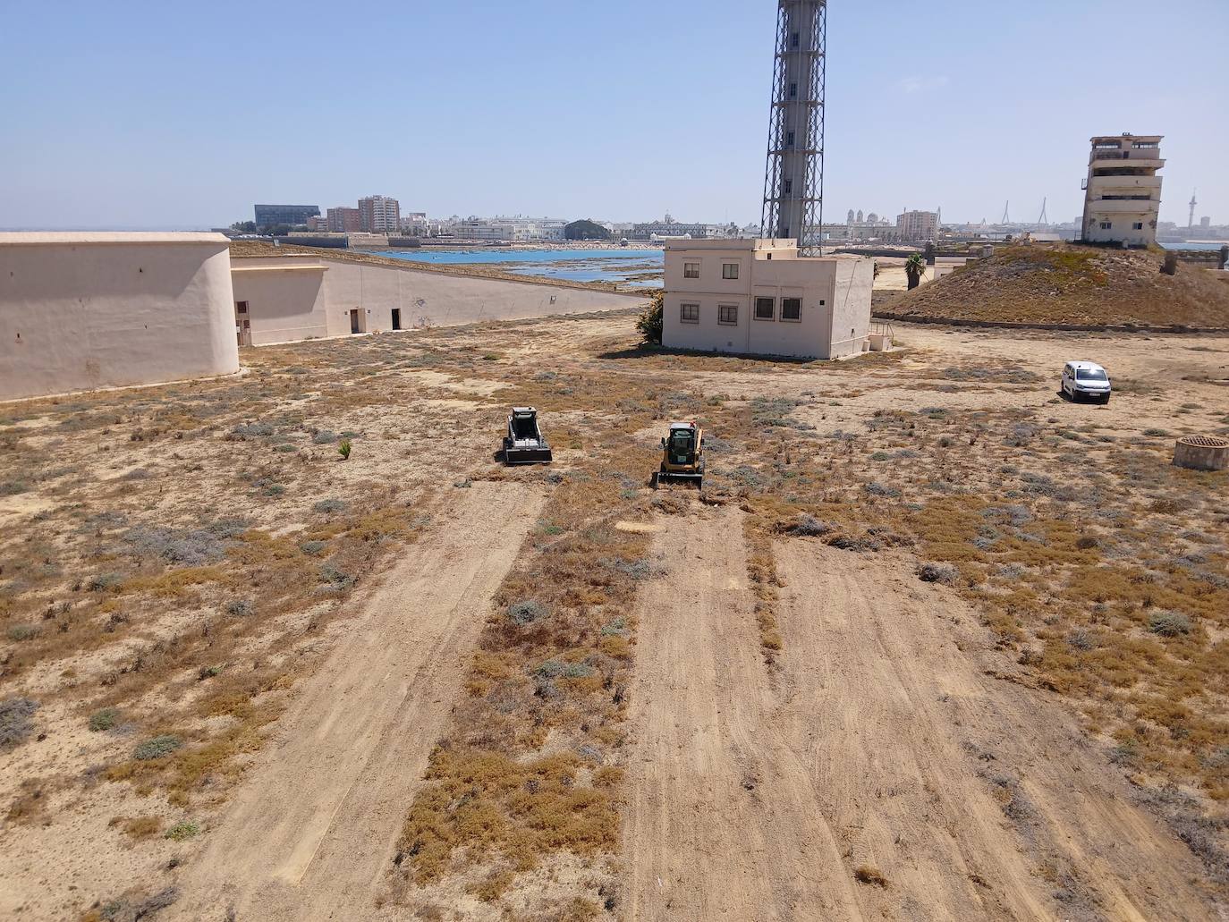 Fotos: Así ha sido la puesta a punto del castillo de San Sebastián de Cádiz de cara a su reapertura