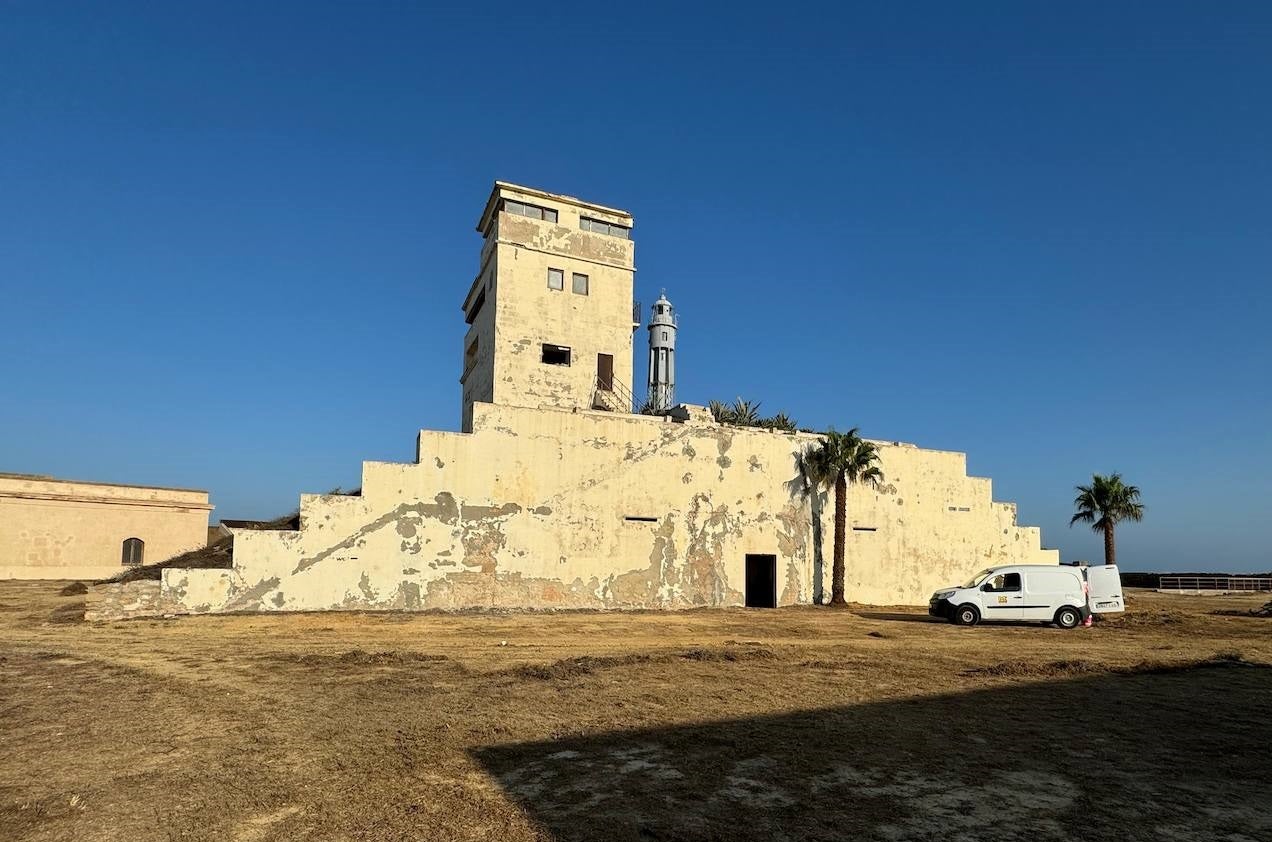 Fotos: Así ha sido la puesta a punto del castillo de San Sebastián de Cádiz de cara a su reapertura