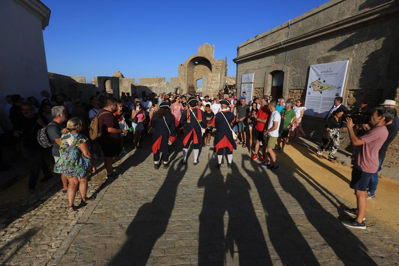 Fotos: El castillo de San Sebastián abre sus puertas a las visitas