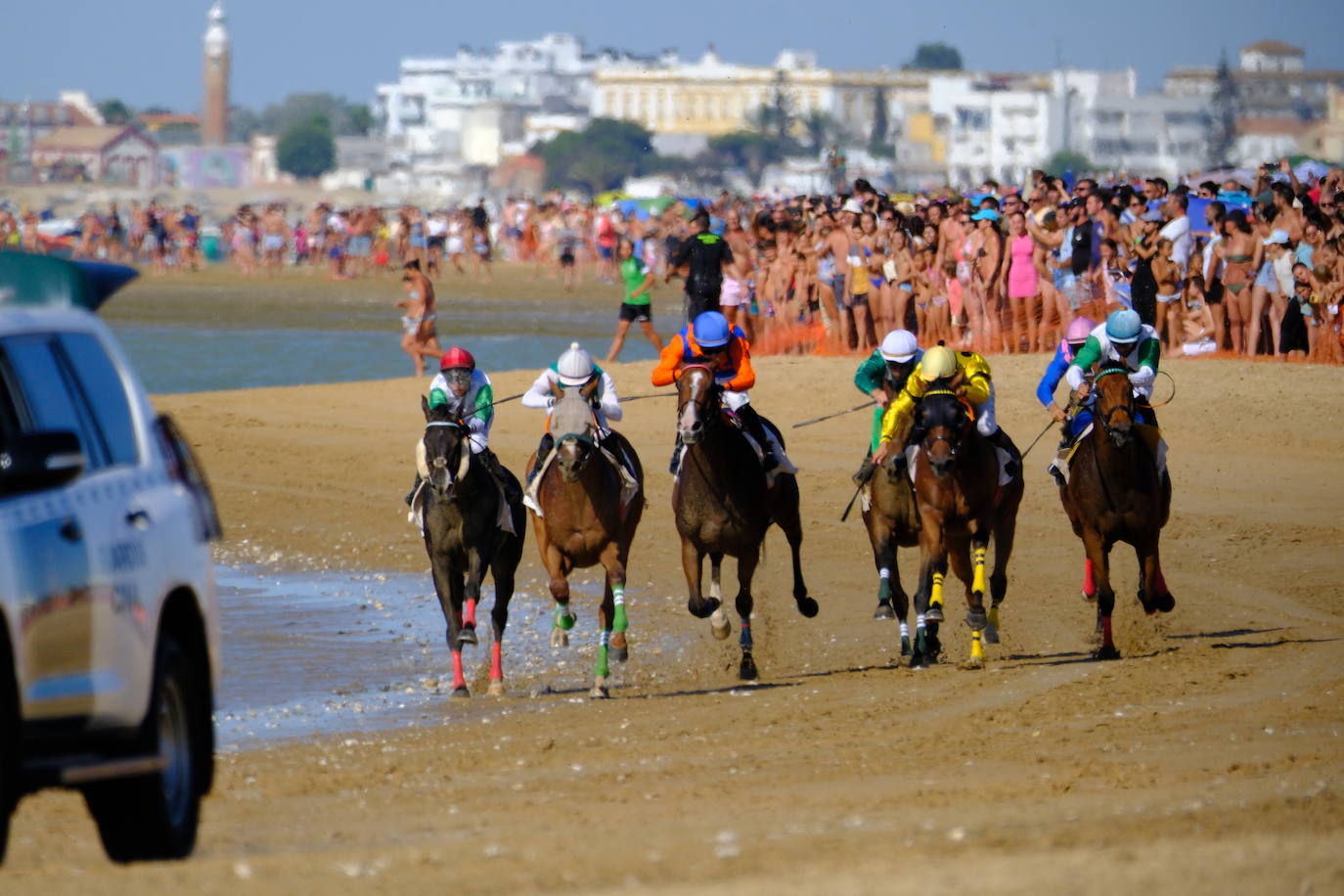 Fotos: Brillante doblete de Jaime Gelabert en las carreras de caballos de Sanlúcar