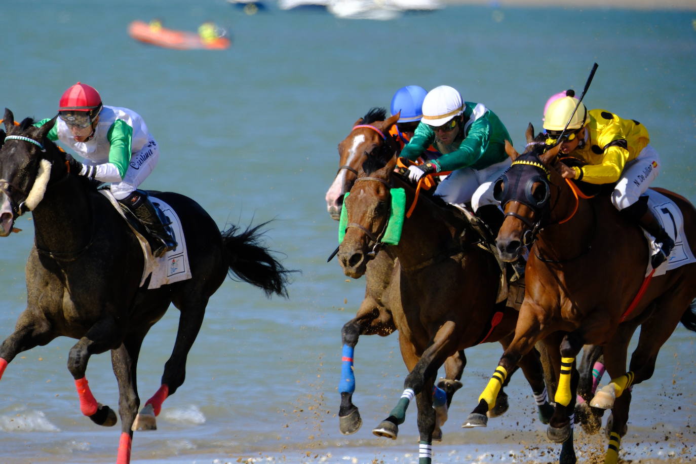 Fotos: Brillante doblete de Jaime Gelabert en las carreras de caballos de Sanlúcar