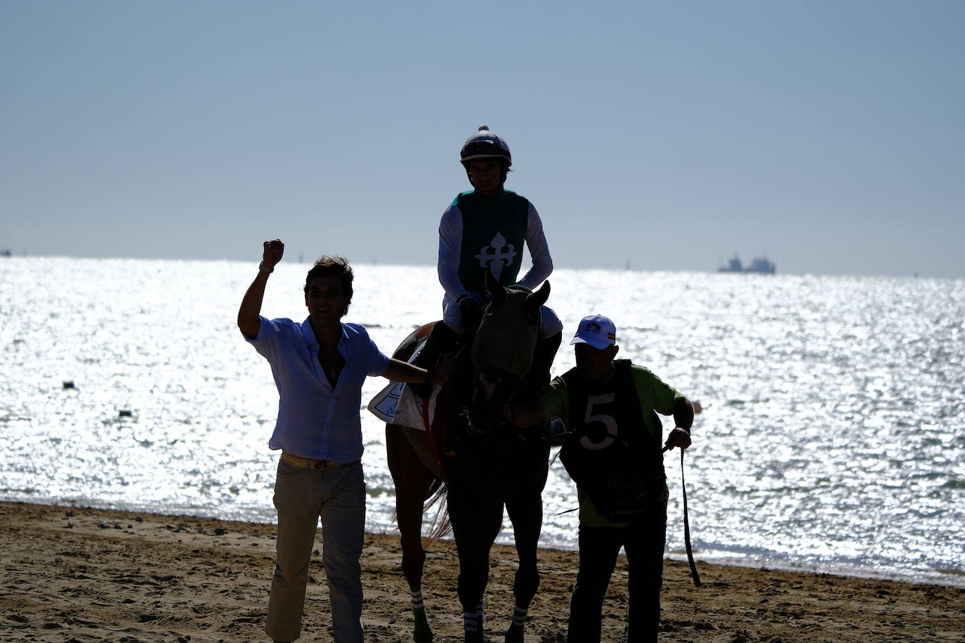 Fotos: Brillante doblete de Jaime Gelabert en las carreras de caballos de Sanlúcar