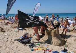 El gran concurso de castillos de Arena en las playas de Cádiz este agosto