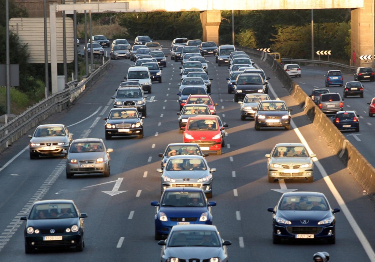 Un accidente en la A-4 sentido Cádiz provoca grandes retenciones.