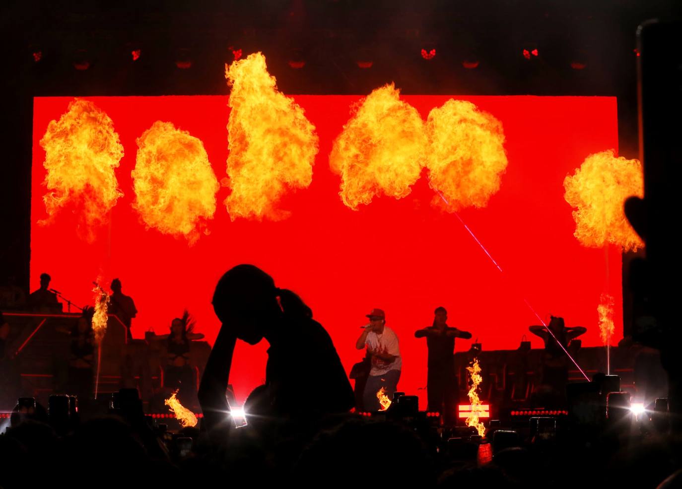 Fotos: Saiko, música urbana y lleno absoluto en el concierto de Cádiz