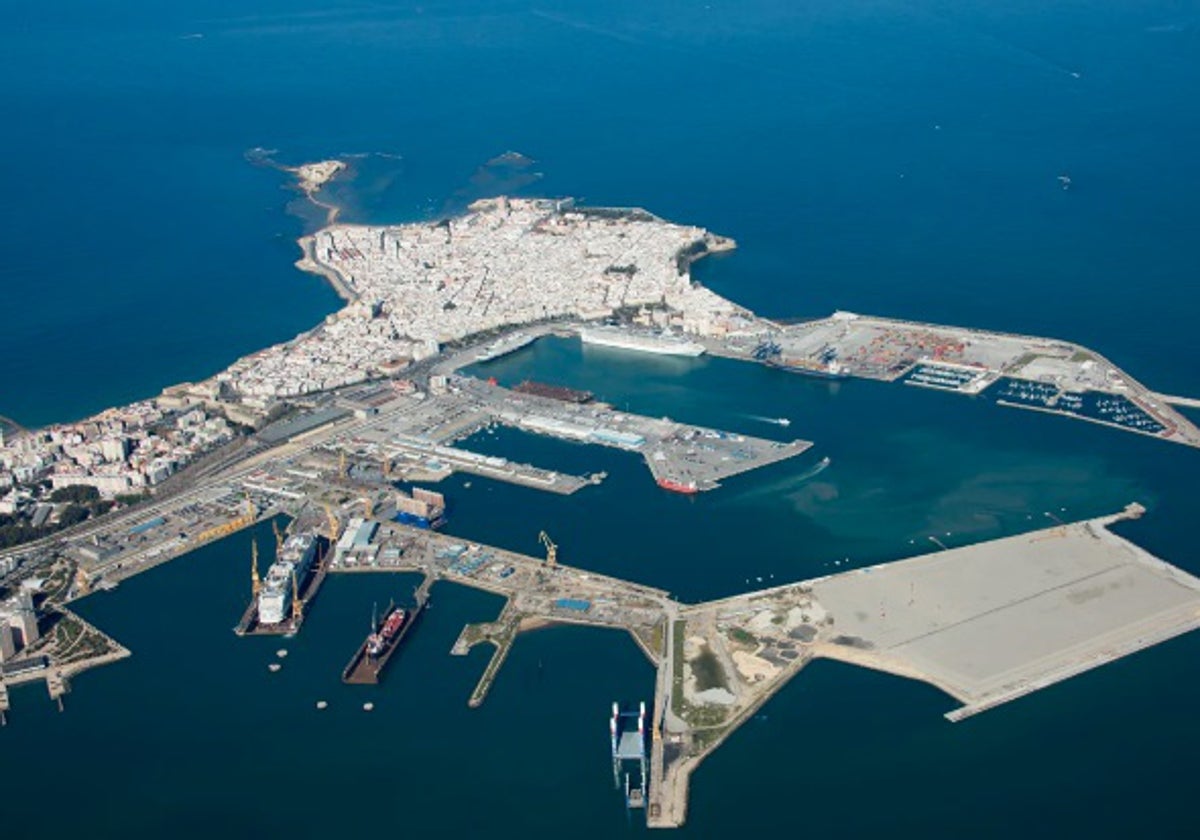 La nueva terminal del puerto de Cádiz.