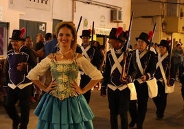 Yolanda García da aire flamenco a la Fiesta de los Cañonazos de Puntales