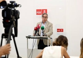 Óscar Torres:  «Hay que reconocer que Cádiz está más sucia que nunca»