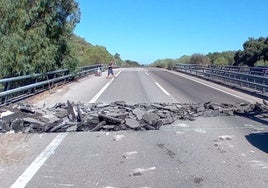 Las obras en la autovía Jerez-Los Barrios cortan durante dos meses el tráfico en dos de los carriles de la A-381