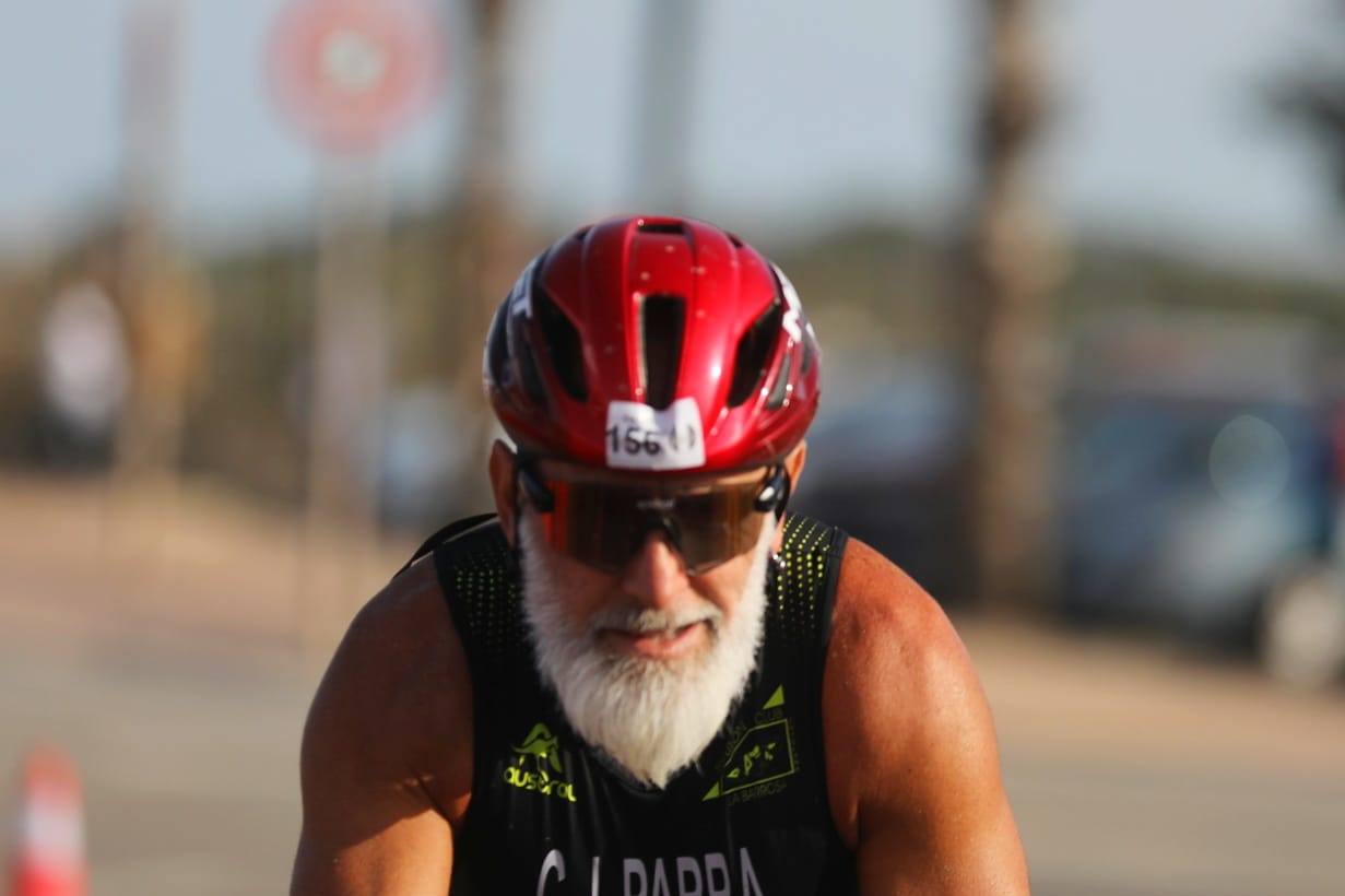 Fotos: ¿Has participado en el V Triatlón Ciudad de San Fernando? 750 metros a nado, 20 kilómetros en bici y 5 kilómetros de carrera