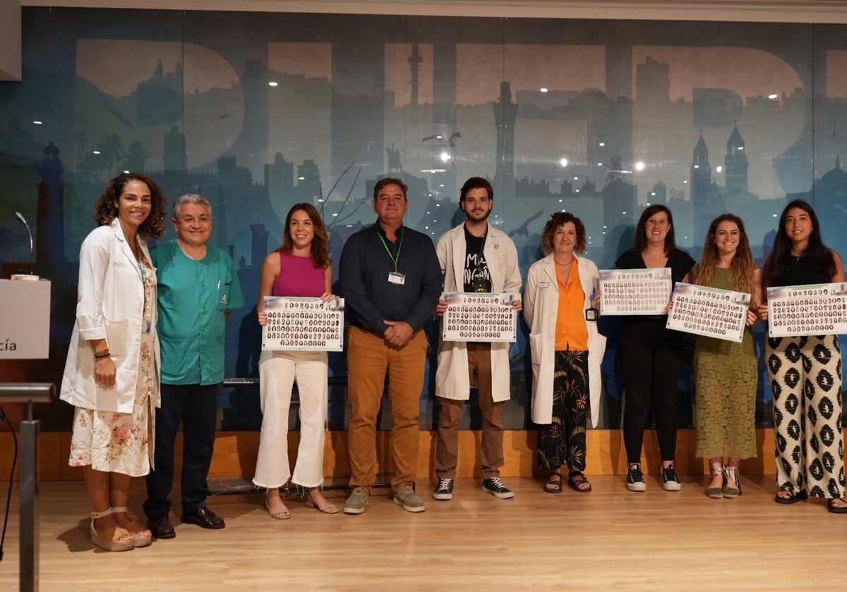 Acto de homenaje a 65 residentes tras concluir su periodo de formación en el Hospital Puerta del Mar.