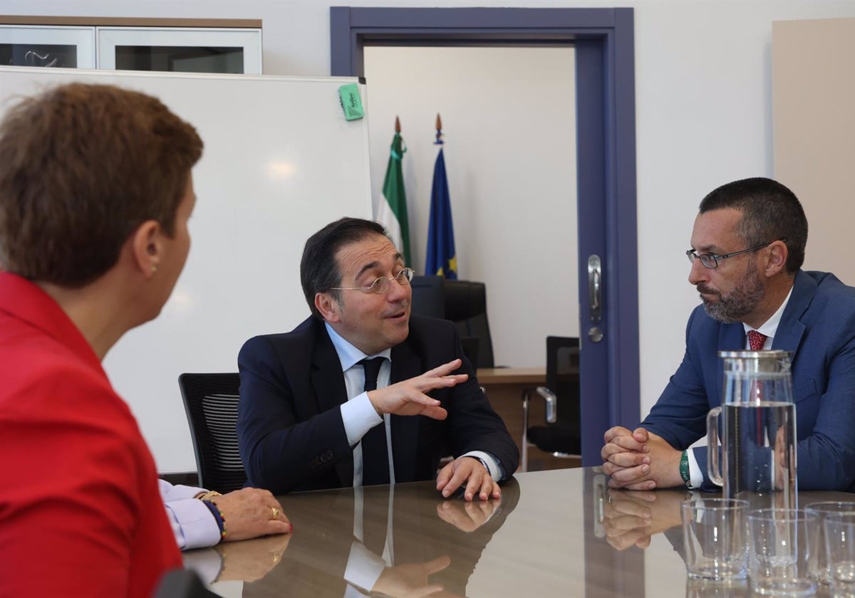 José Manuel Albares y Juan Franco en la reunión del pasado mes de junio