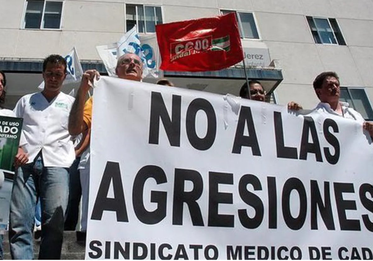 Un grupo de médicos denuncia las agresiones en un centro de salud de Jerez..