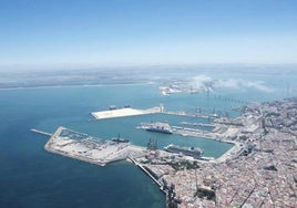 La mercancía general aumenta un 12 por ciento hasta agosto en el Puerto de la Bahía de Cádiz