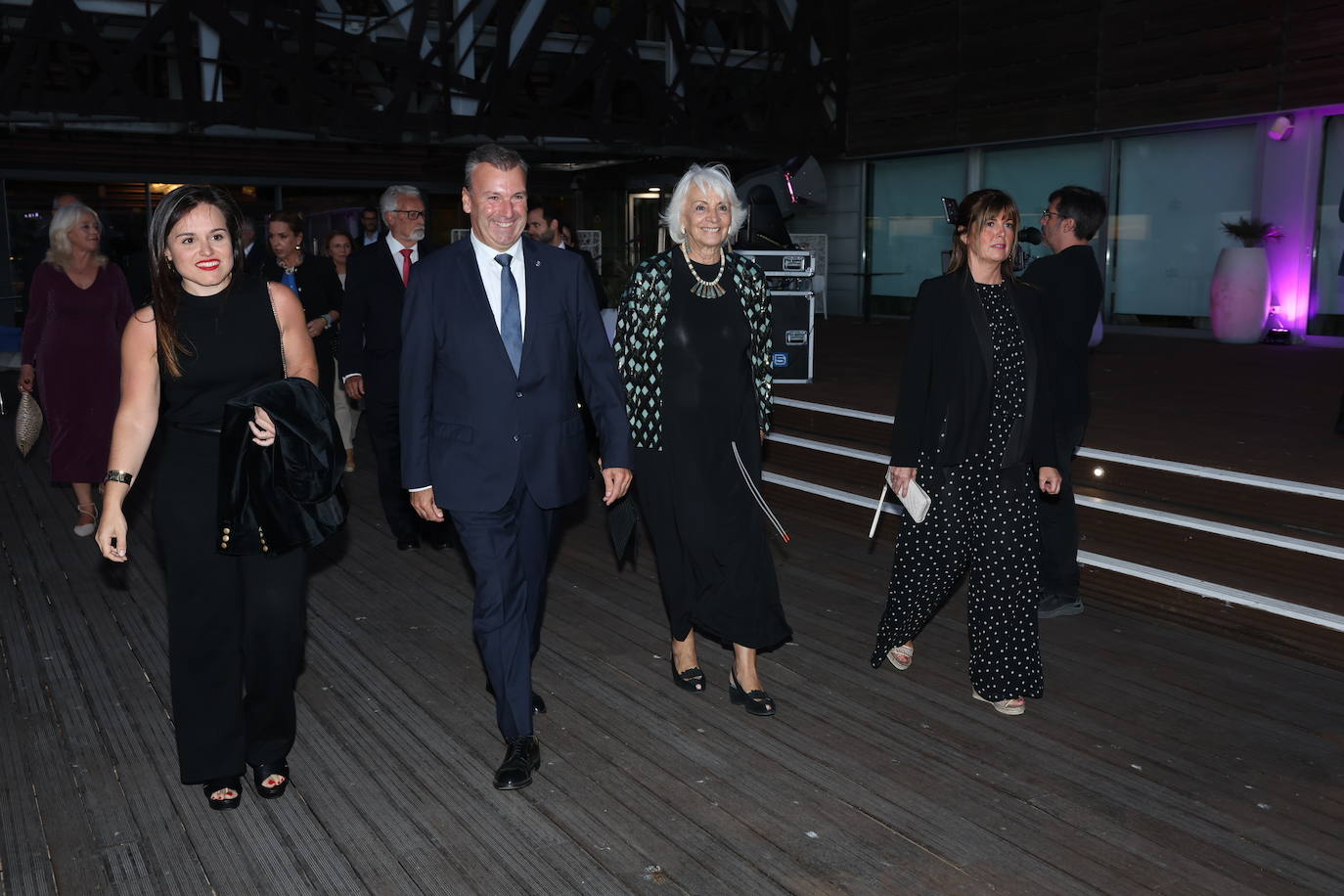 FOTOS: Los invitados a los Premios LA VOZ 2024 llegan al Parador de Cádiz