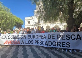 Barbate alza la voz contra los recortes en la cuota de boquerón propuestos por la Comisión Europea