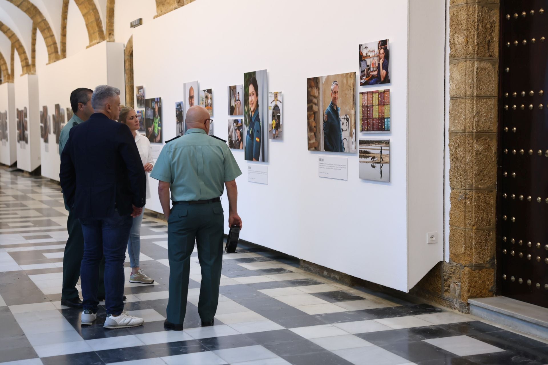 La exposición ‘Valores de la Guardia Civil. 180 años cerca de ti’, ya en Diputación de Cádiz