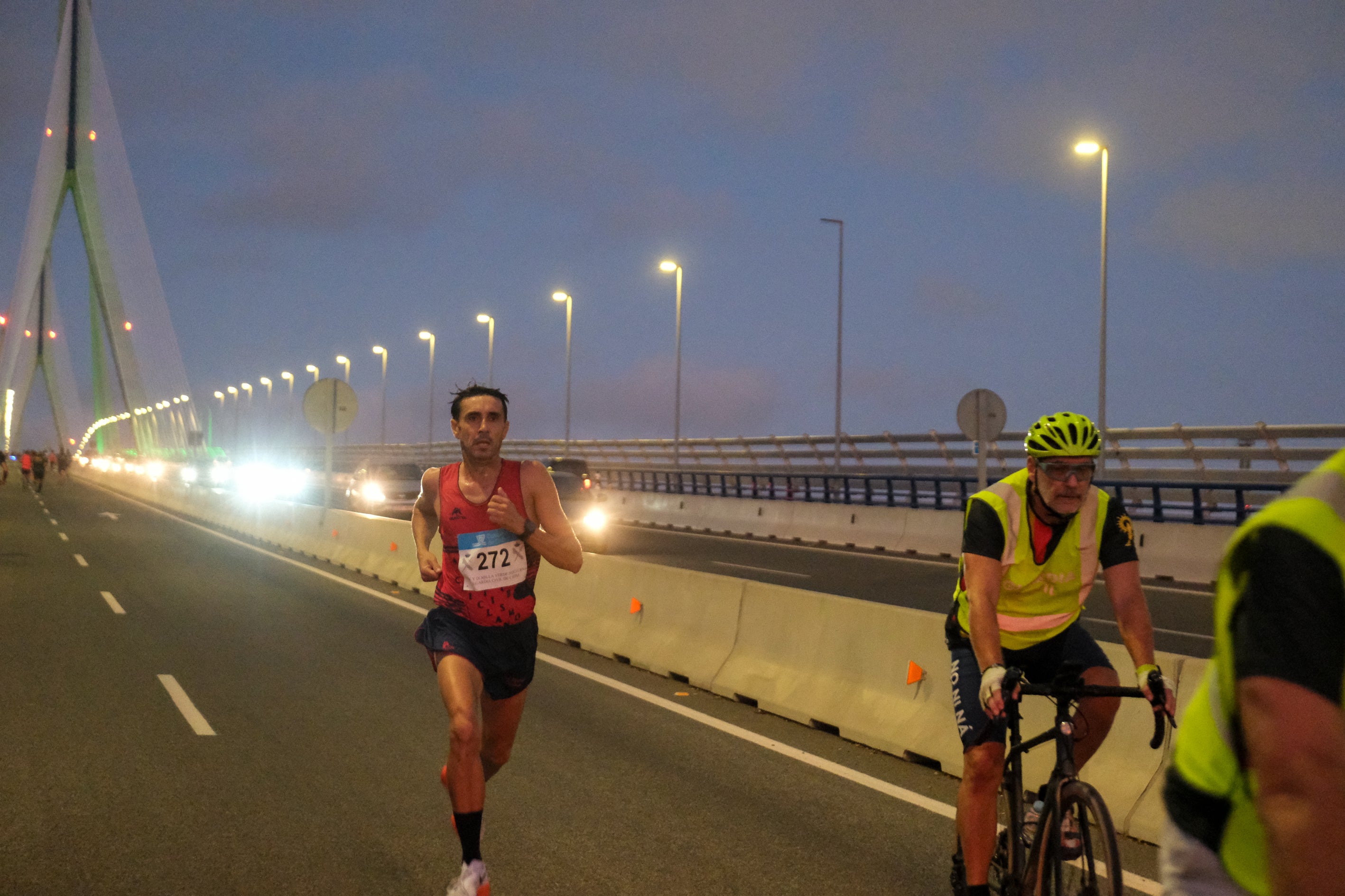 Fotos: IX Milla Verde Nocturna a beneficio de la Asociación de Down Cádiz