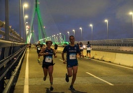 Fotos: IX Milla Verde Nocturna a beneficio de la Asociación de Down Cádiz