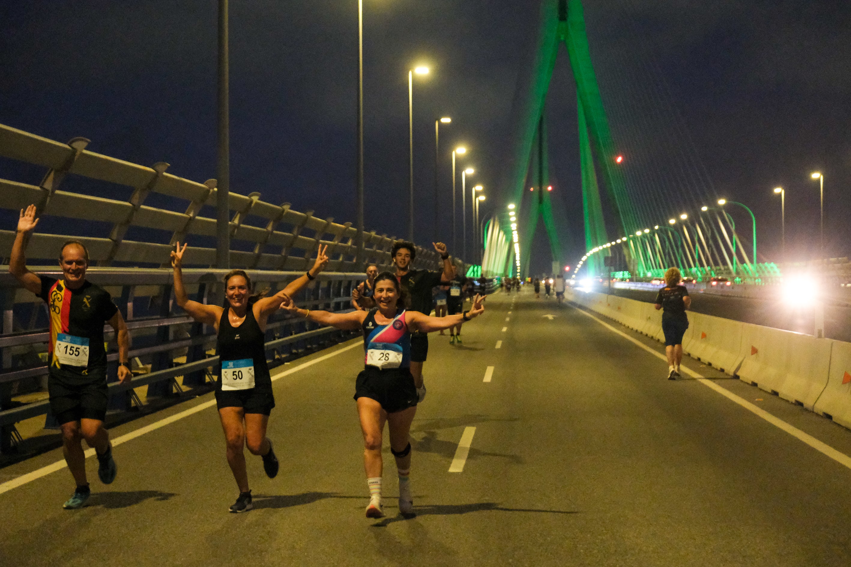 Fotos: IX Milla Verde Nocturna a beneficio de la Asociación de Down Cádiz