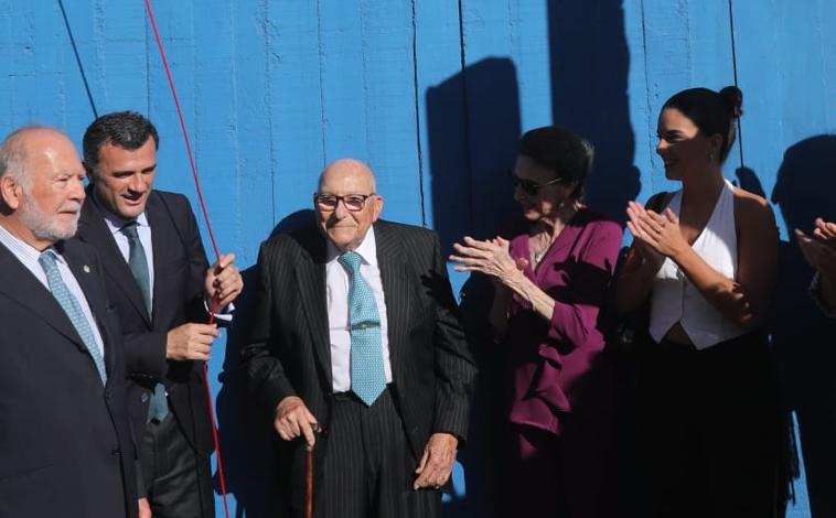 Imagen principal - El médico Juan Bartual Pastor ya tiene calle en Cádiz: ¿Dónde está?