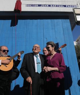 Imagen secundaria 2 - El médico Juan Bartual Pastor ya tiene calle en Cádiz: ¿Dónde está?