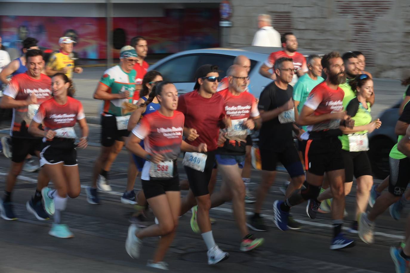 FOTOS: ¿Has estado en la Media Maratón Ciudad de Cádiz 2024? Búscate en la galería de imágenes