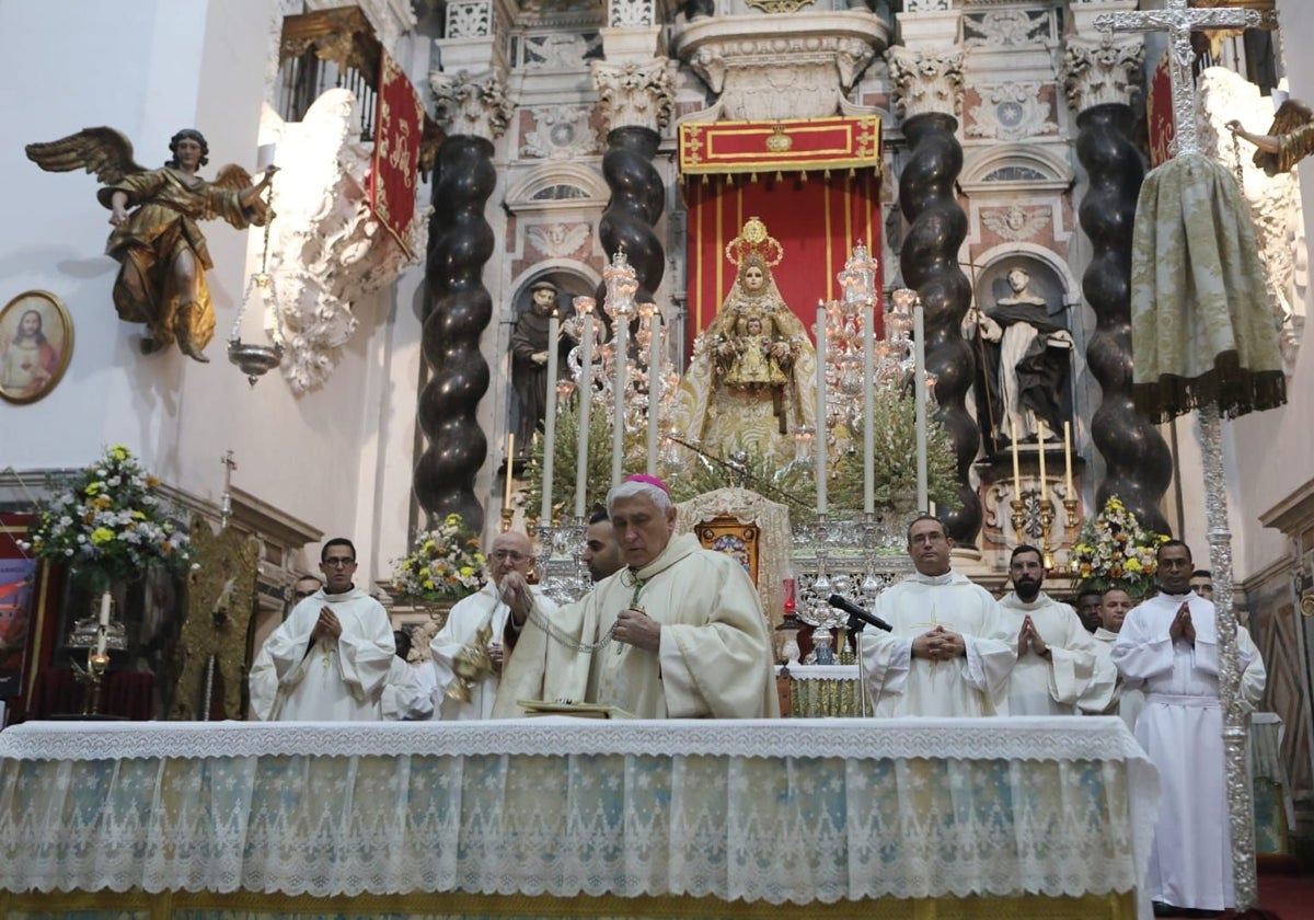 Así ha sido la función votiva a la Patrona de Cádiz en Santo Domingo