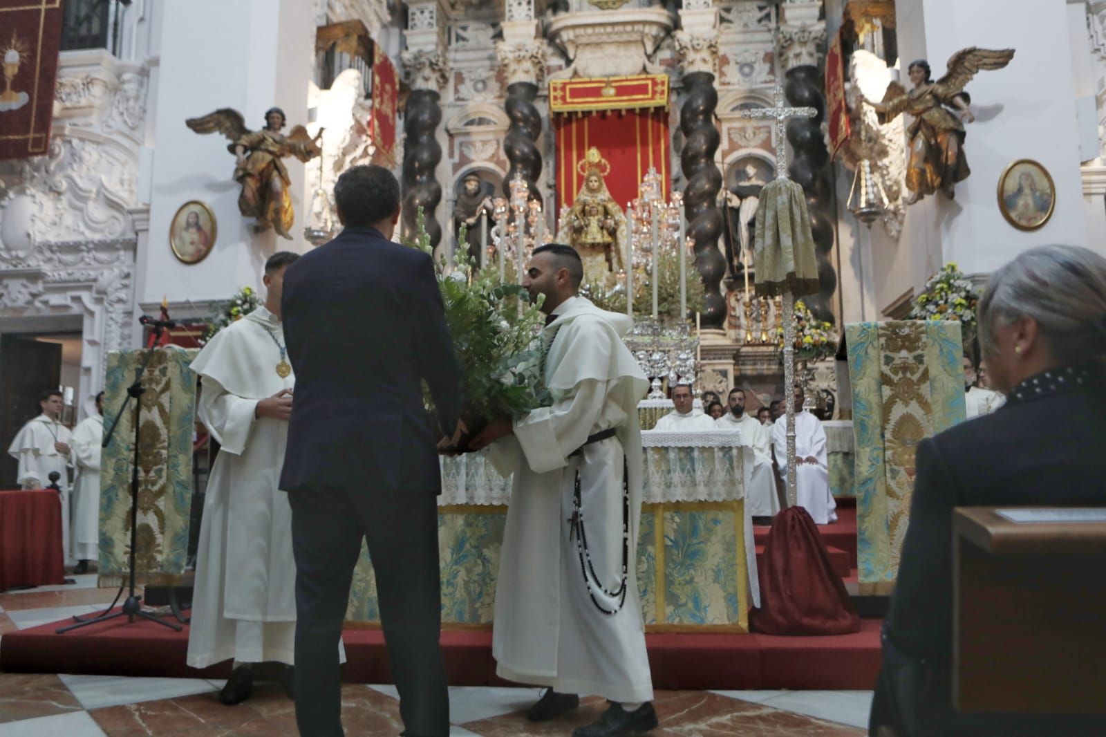 Así ha sido la función votiva a la Patrona de Cádiz en Santo Domingo