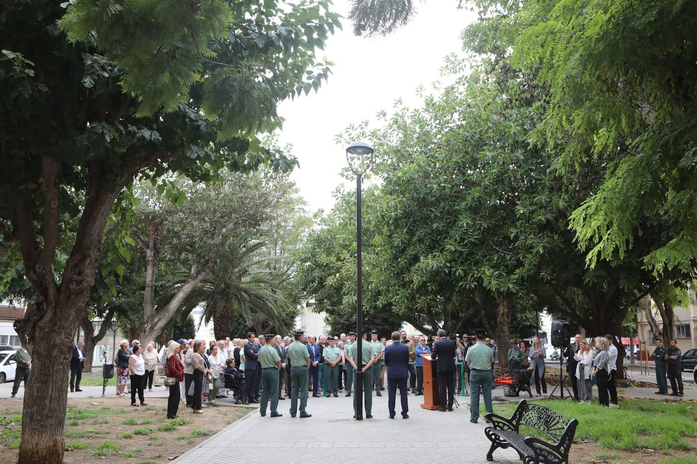 Fotos: Las imágenes de la inauguración de la Casa-Cuartel del Veterano de la Guardia Civil en Cádiz