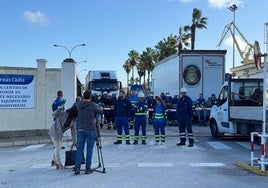 El astillero de Cádiz se suma a las protestas y paraliza dos horas su actividad en demanda del convenio