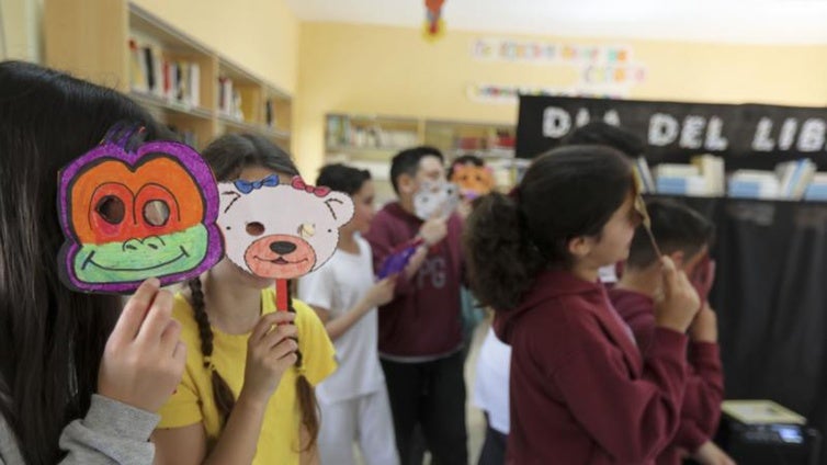 Visitas guiadas, catas, premios y actividades infantiles para celebrar el Día de las Bibliotecas en Cádiz