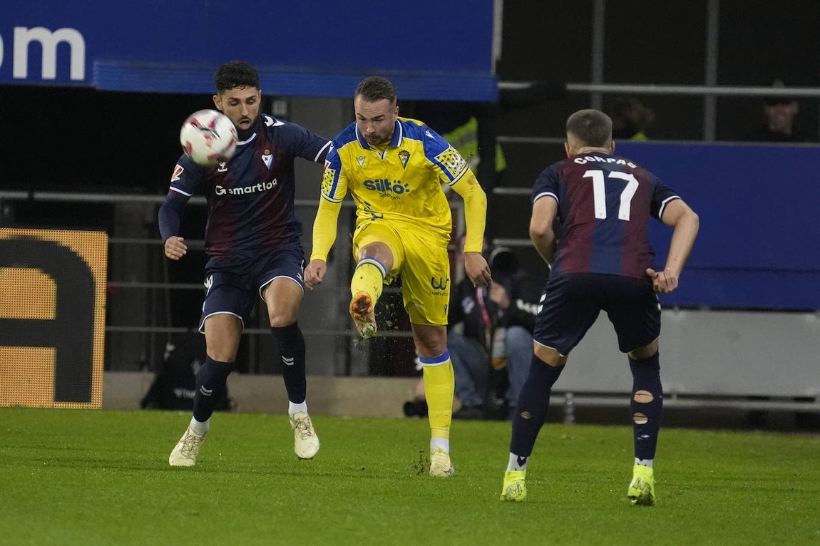 Fotos: Eibar - Cádiz en Ipurua