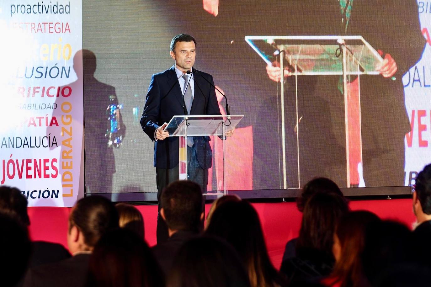 Fotos: La Asociación de Jóvenes Empresarios celebra la gala de entrega de la 24 edición de los Premios AJE Andalucía