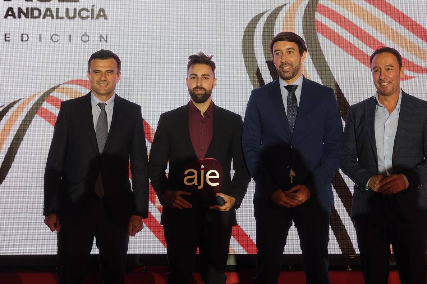 Fotos: La Asociación de Jóvenes Empresarios celebra la gala de entrega de la 24 edición de los Premios AJE Andalucía