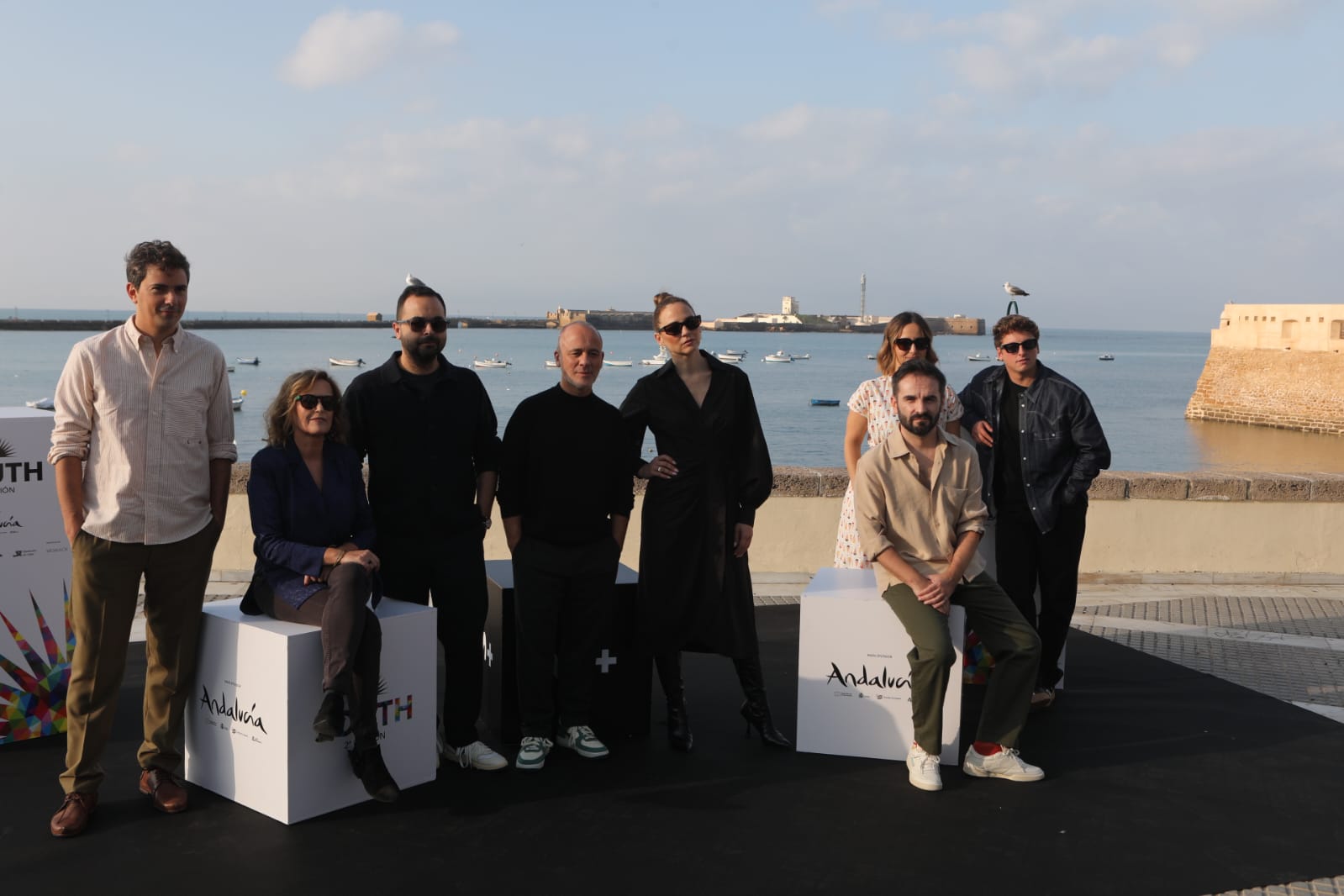 Las imágenes de María Adánez, Javier Gutiérrez, Leonor Watling y Carlos Scholz en la playa de La Caleta