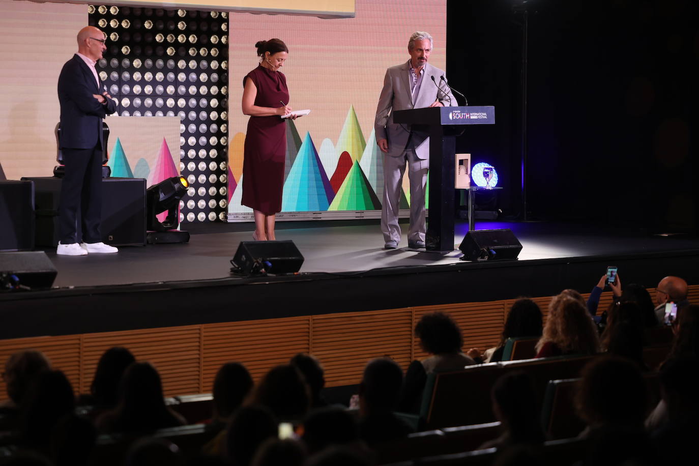 Fotos: Entrega del Internacional Honorary SISF Member Award a David Shore