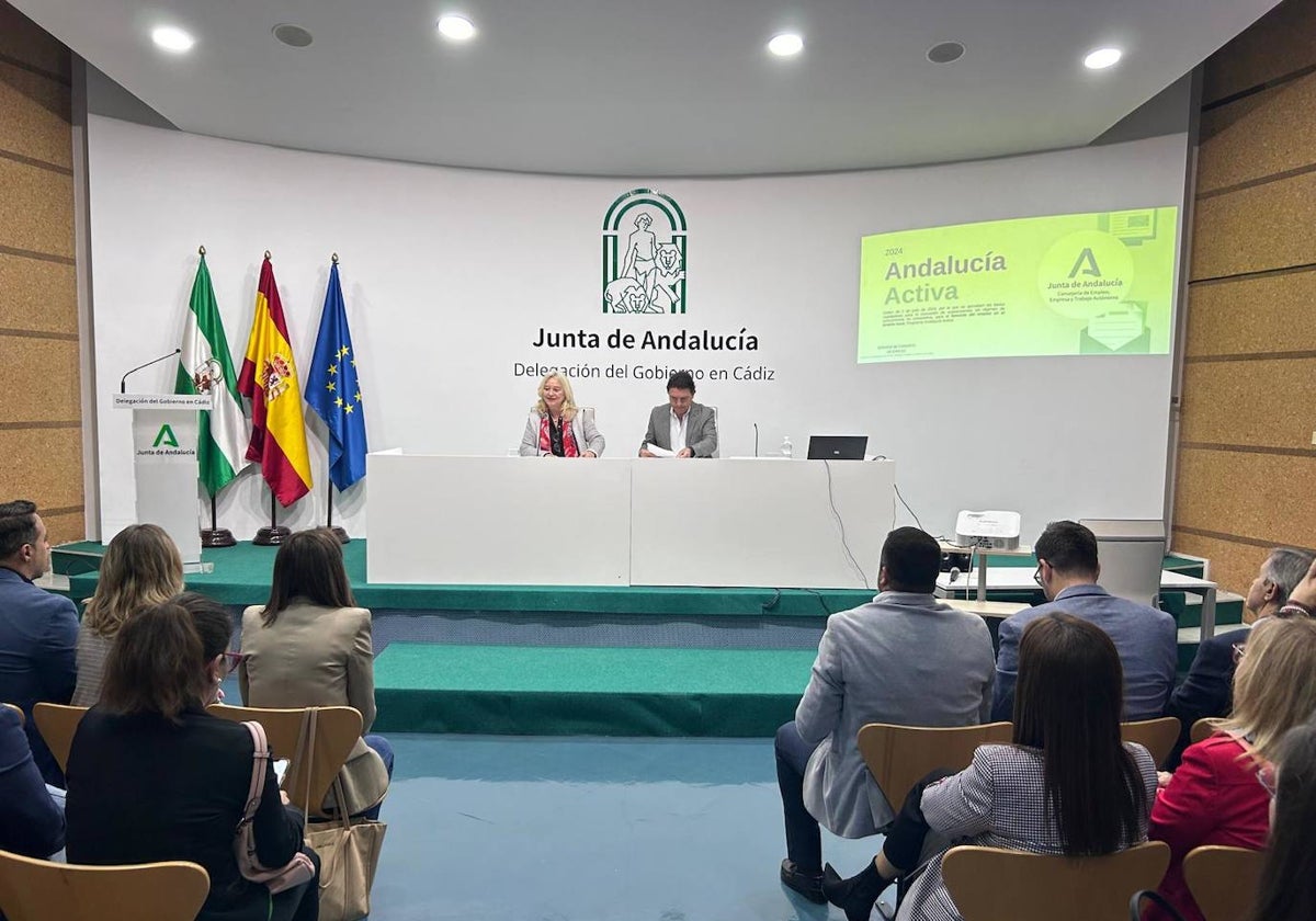 La Junta hace entrega de las resoluciones del programa Andalucía Activa