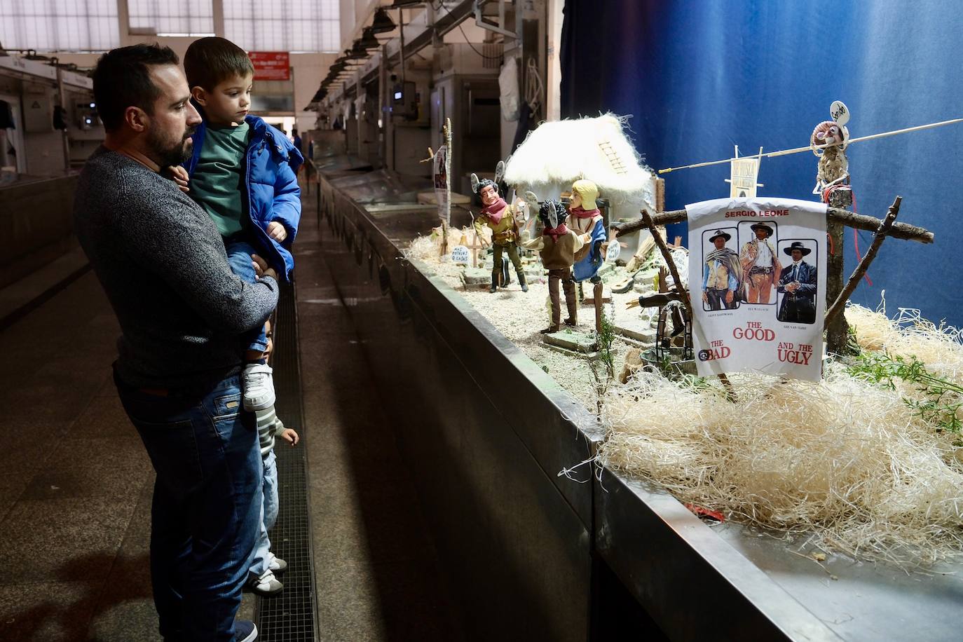 Fotos: El mercado central de Cádiz celebra la fiesta de Los Tosantos