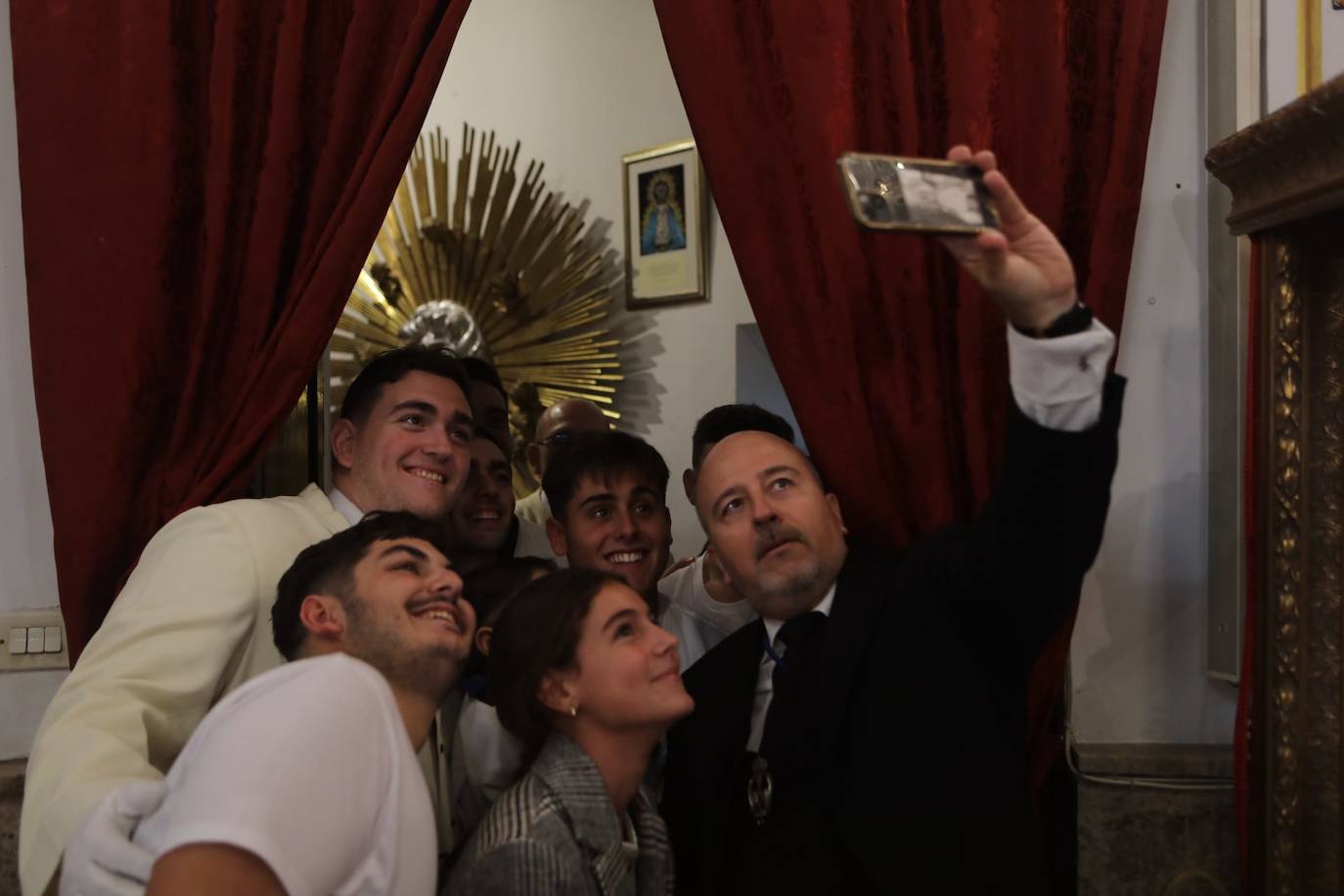 Fotos: La Virgen de La Palma recorre las calles de Cádiz