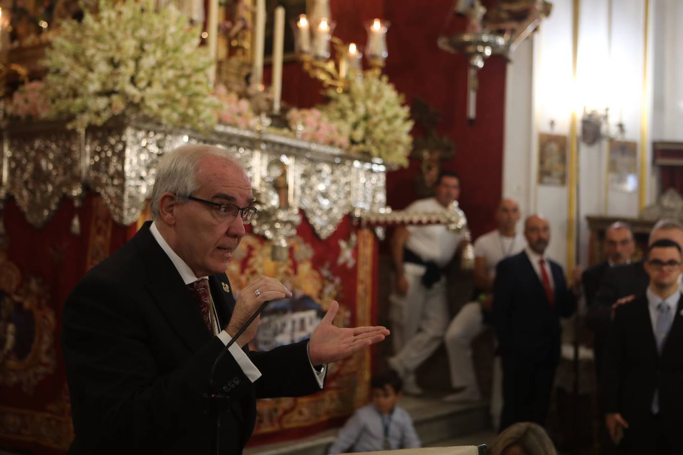 Fotos: La Virgen de La Palma recorre las calles de Cádiz