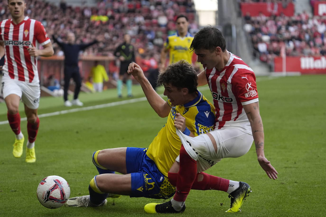 Fotos: Sporting de Gijón- Cádiz desde El Molinón